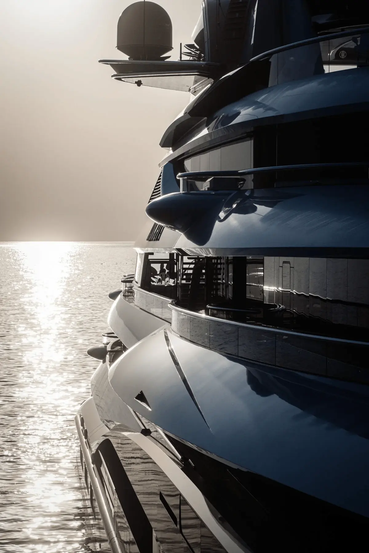 Dubai luxury yacht experience